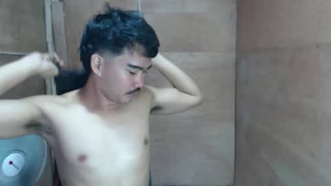 Snapshot of vin_17 chatting on 02/12/26, 07:58 Call me Marvin online show from 02/12/26, 07:58