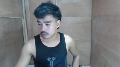 Snapshot of vin_17 chatting on 02/15/26, 02:41 Call me Marvin online show from 02/15/26, 02:41