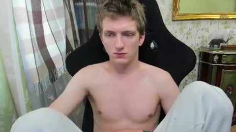 Snapshot of vince__dice chatting on 07/14/26, 07:24 Dimoooooon online show from 07/14/26, 07:24