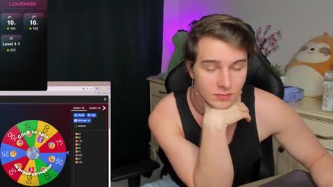 Vincent Strong online show from 11/12/25, 07:53