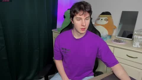 Vincent Strong online show from 02/15/26, 08:46