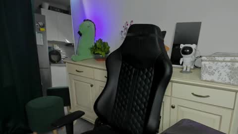 Vincent Strong online show from 05/06/26, 07:46