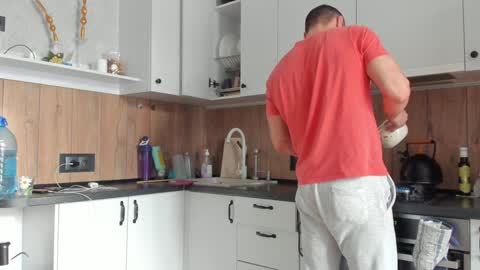 Snapshot of vincent_o chatting on 12/26/24, 08:18 Vincent. uncut 18cm online show from 12/26/24, 08:18