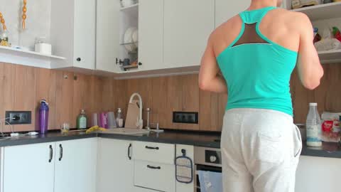 Snapshot of vincent_o chatting on 02/24/25, 07:55 Vincent. uncut 18cm online show from 02/24/25, 07:55