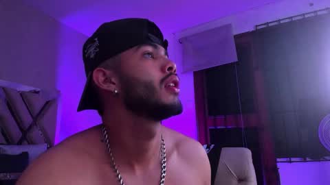 Snapshot of vincentblack_ chatting on 01/10/26, 04:14 Vincent online show from 01/10/26, 04:14