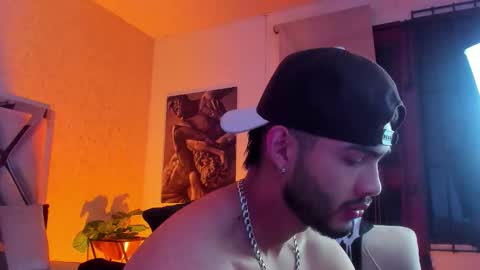 Snapshot of vincentblack_ chatting on 02/02/26, 04:55 Vincent online show from 02/02/26, 04:55