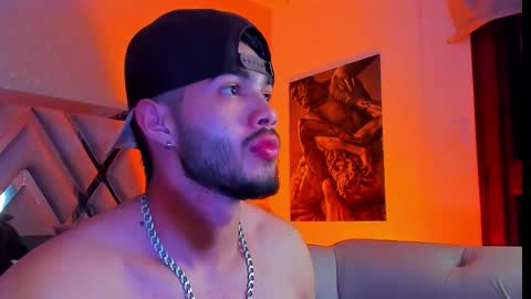 Snapshot of vincentblack_ chatting on 02/15/26, 04:42 Vincent online show from 02/15/26, 04:42