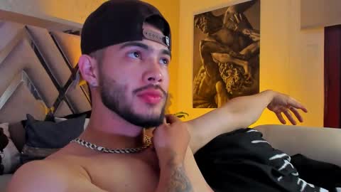 Snapshot of vincentblack_ chatting on 03/14/26, 04:29 Vincent online show from 03/14/26, 04:29