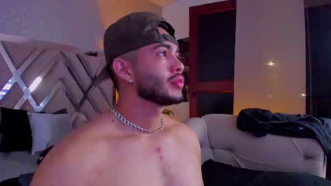 Vincent online show from 06/15/26, 02:36