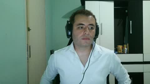 Snapshot of vincentehrt1 chatting on 08/09/26, 03:28 vincentehrt1 online show from 08/09/26, 03:28