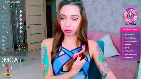 Snapshot of vinkiepinkie chatting on 10/12/25, 04:50 Vinkiepinkie online show from 10/12/25, 04:50