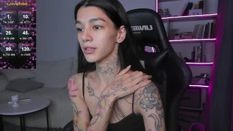 vinkitinkii online show from 12/21/24, 06:30