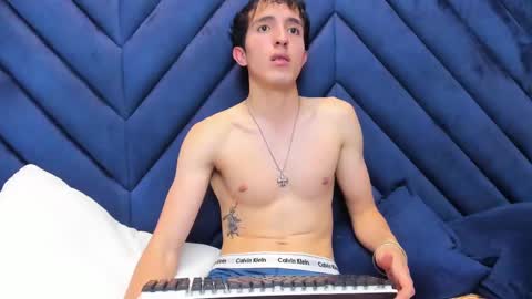 Snapshot of vinniematte chatting on 03/02/25, 08:05 vinniematte online show from 03/02/25, 08:05