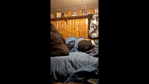 Snapshot of vinnyexcitica69 chatting on 04/17/26, 02:09 vinnyexcitica69 online show from 04/17/26, 02:09