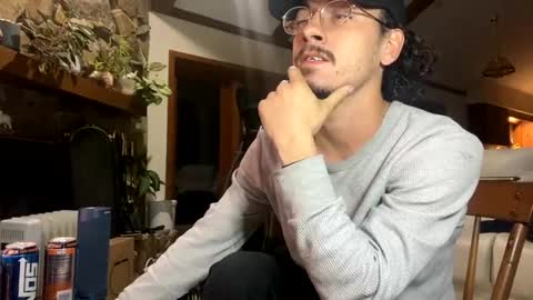 Snapshot of vinsmoke_sanji2020 chatting on 03/02/25, 01:36 Sanji online show from 03/02/25, 01:36