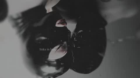 Diva Silvia online show from 02/03/25, 11:09