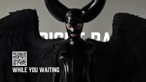 Diva Silvia online show from 10/19/25, 04:07