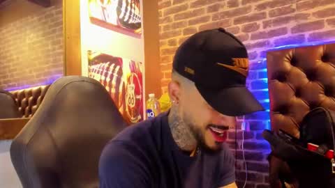 ---Vinzen--- online show from 11/15/25, 06:48