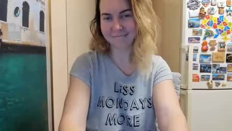 Snapshot of viodetta chatting on 11/30/25, 07:40 viodetta online show from 11/30/25, 07:40