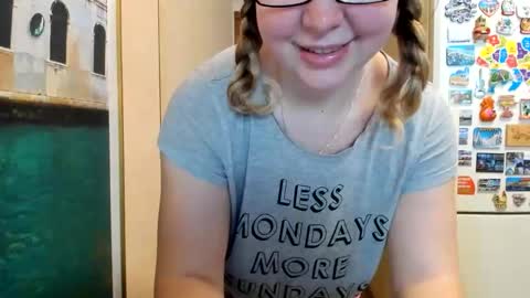 Snapshot of viodetta chatting on 02/16/26, 12:34 viodetta online show from 02/16/26, 12:34