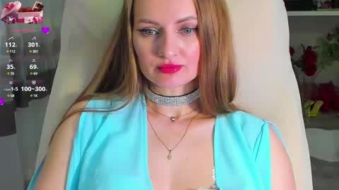 Snapshot of viola_1 chatting on 02/28/25, 04:43 Funny girl online show from 02/28/25, 04:43