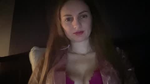 Funny  girl online show from 11/19/25, 11:49