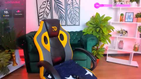 Viola online show from 02/22/25, 01:11