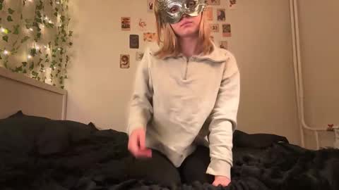 viola_blonde online show from 10/07/25, 04:26