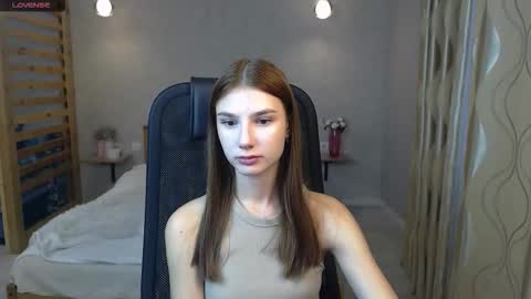 Snapshot of violaberry__ chatting on 10/02/25, 02:40 violaberry__ online show from 10/02/25, 02:40