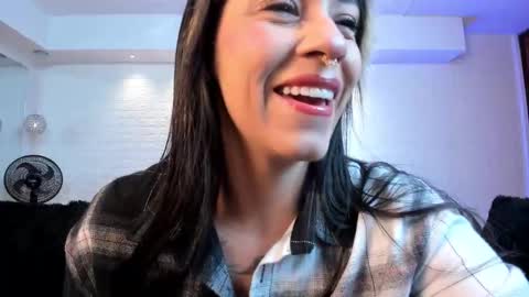 Violett  Everyday From 0530 to 1430 Col Time online show from 10/29/25, 10:50