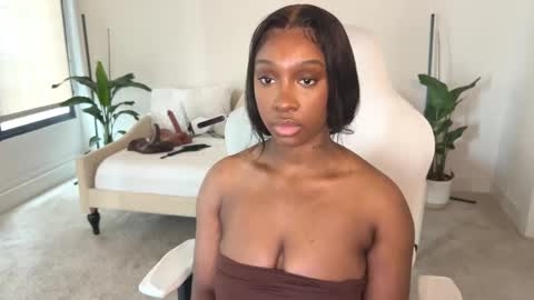 Fantasy Black Girl online show from 02/11/25, 08:20