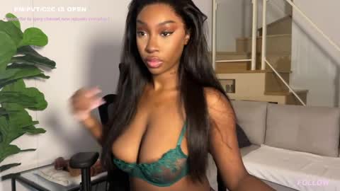 Fantasy Black Girl online show from 04/01/26, 06:58