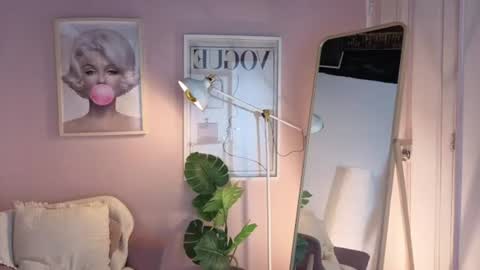 violet__15 online show from 06/20/26, 11:57