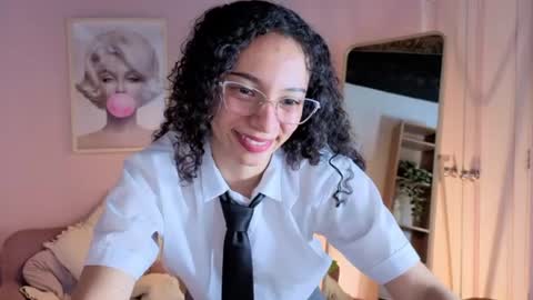 violet__15 online show from 06/25/26, 12:09