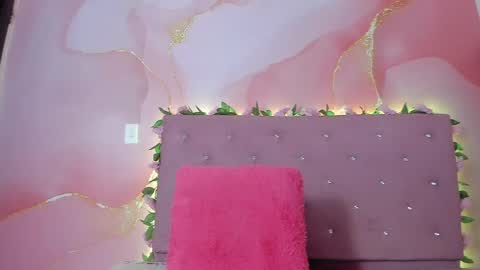 violet__taylor_ online show from 04/09/26, 02:22