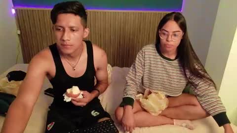 Snapshot of violet_and_dylan chatting on 12/14/25, 12:10 violet_and_dylan online show from 12/14/25, 12:10