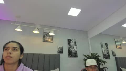 Violet and Myers online show from 11/05/25, 11:21