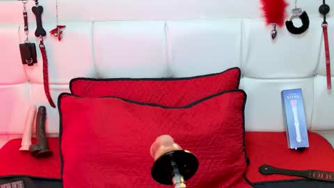 Violet online show from 02/02/26, 12:37