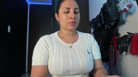 Kim online show from 11/15/25, 06:04