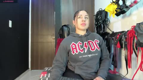 Kim online show from 03/02/26, 08:37