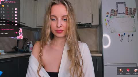 Violet online show from 02/12/25, 01:16