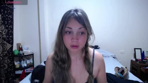  Violet  online show from 05/18/26, 01:02