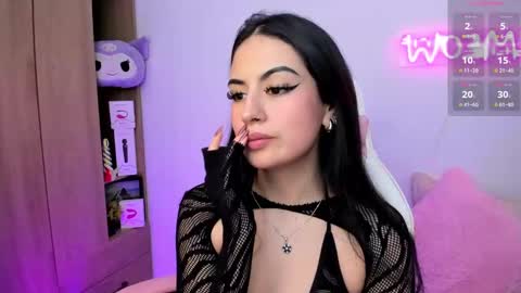 Snapshot of violet_catt chatting on 12/02/24, 08:22 Violeta  online show from 12/02/24, 08:22