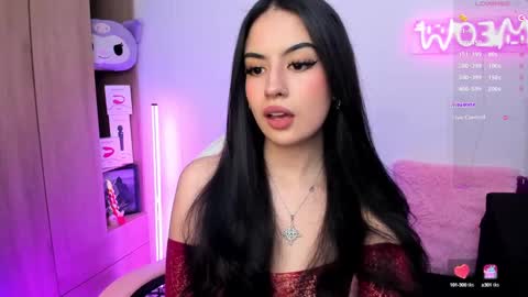 Snapshot of violet_catt chatting on 01/14/25, 05:34 Violeta  online show from 01/14/25, 05:34