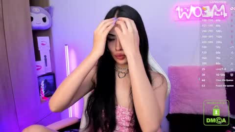 Snapshot of violet_catt chatting on 02/21/25, 08:38 Violeta  online show from 02/21/25, 08:38