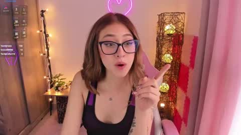 violet online show from 02/22/25, 11:03