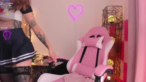 violet online show from 02/25/25, 05:04