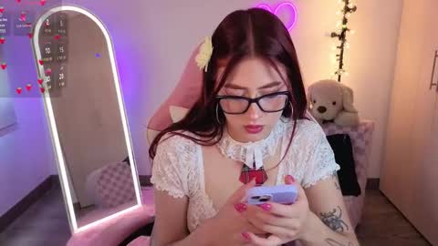 violet online show from 02/12/26, 05:52