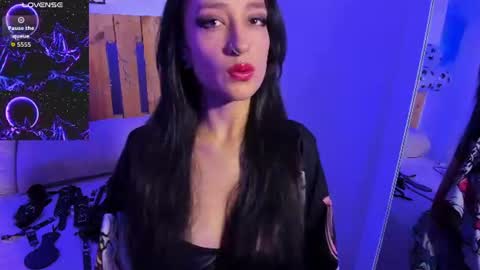 Violet Jones online show from 06/14/26, 04:31