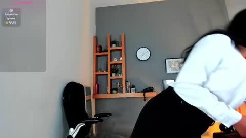 Snapshot of violet_kumar chatting on 12/01/25, 07:41 violet_kumar online show from 12/01/25, 07:41